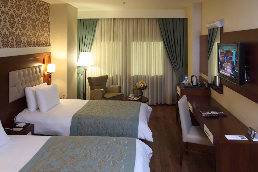 Hotel Senbayrak City Adana Kültér fotó