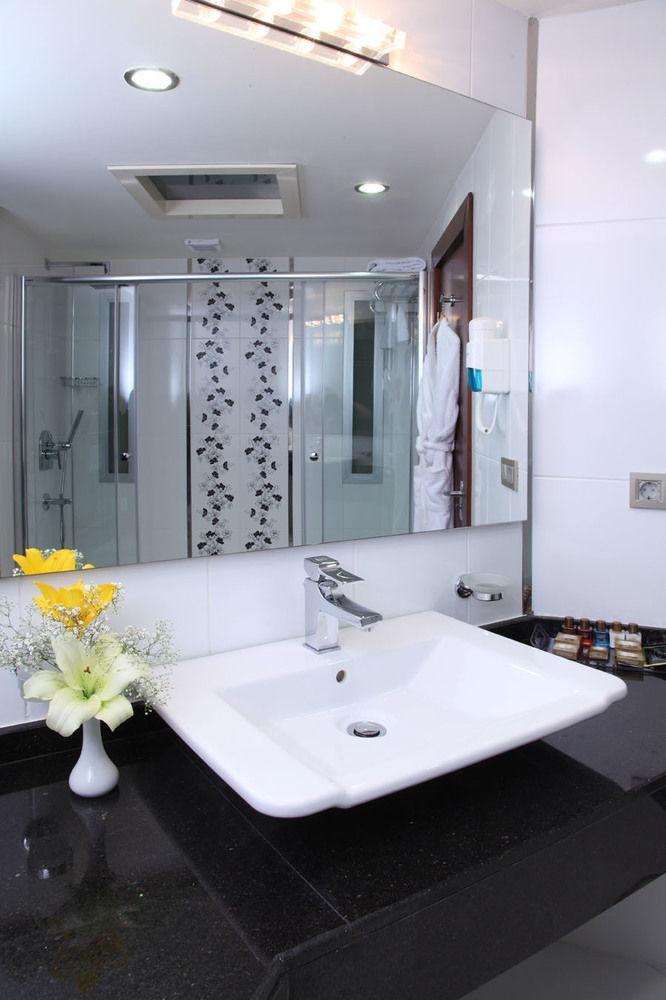 Hotel Senbayrak City Adana Kültér fotó